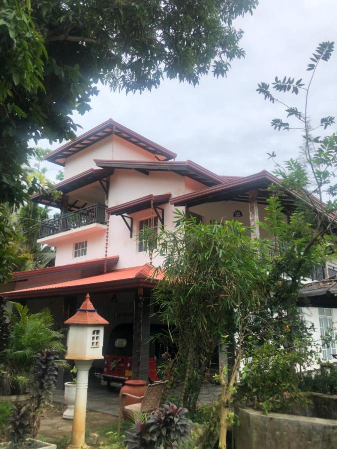 Hiriketiya New Radiant House Hotel Dikwella Exterior foto
