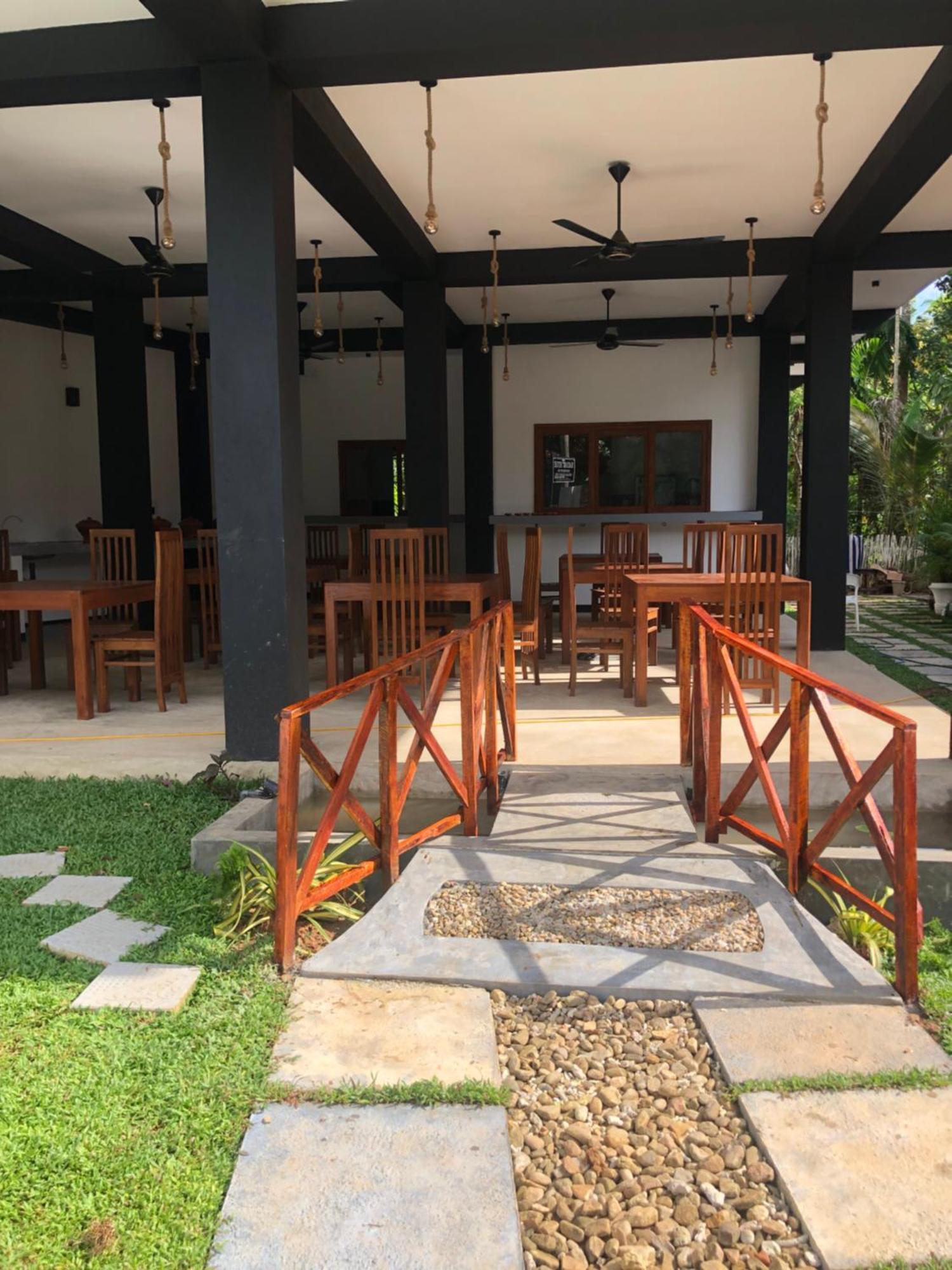 Hiriketiya New Radiant House Hotel Dikwella Exterior foto