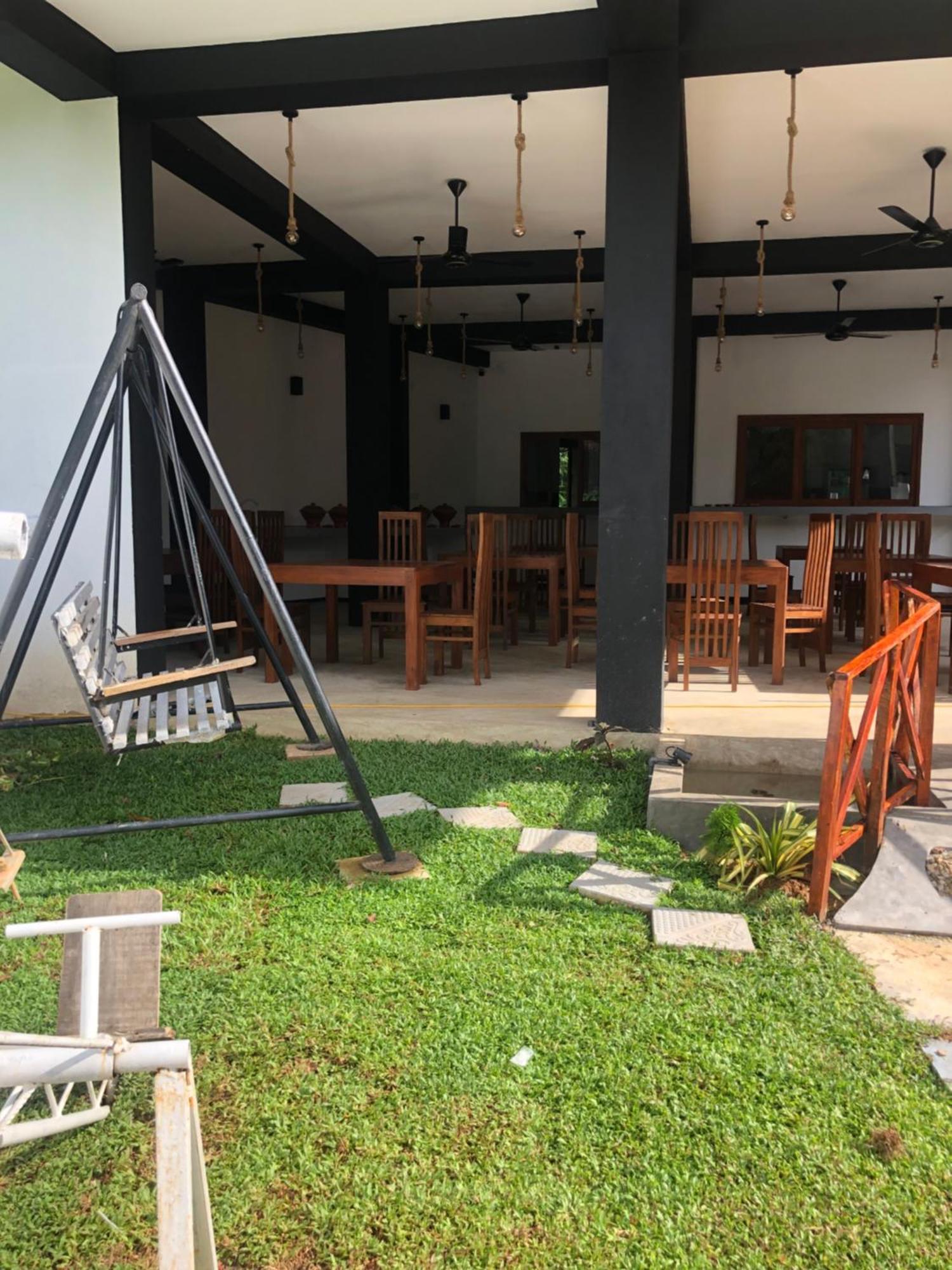 Hiriketiya New Radiant House Hotel Dikwella Exterior foto